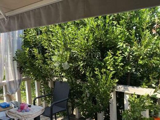 Maison de luxe à vendre à Supetar, 595 955 €, Photo 4