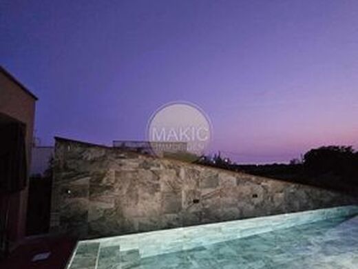 Luxury House for sale in Novigrad, 890 000 €, Photo 5