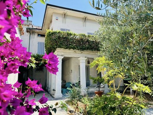 Maison de luxe à vendre à Carrara, 899 000 €, Photo 6