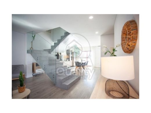Maison de luxe à vendre à Barreiro, 510 000 €, Photo 6