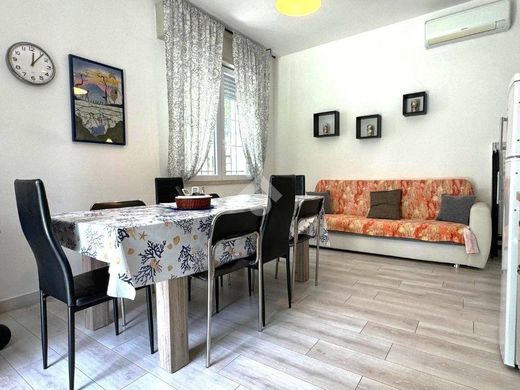 Maison de luxe à vendre à Cesenatico, 1 000 000 €, Photo 6
