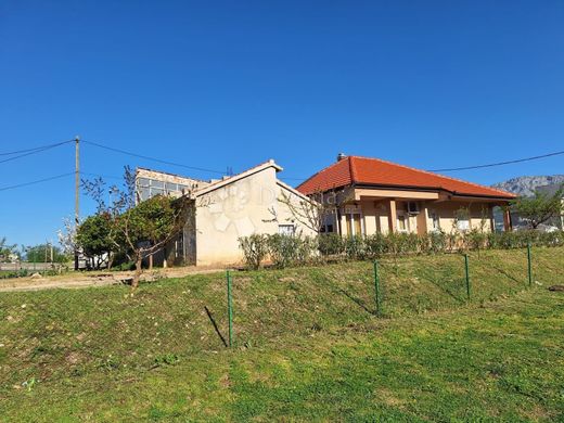 Maison de luxe à vendre à Split, 800 000 €, Photo 3