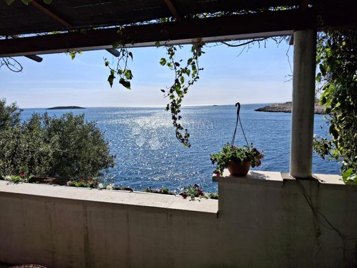 Maison de luxe à vendre à Rogoznica, 880 000 €, Photo 5