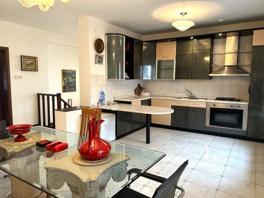 Luxury Apartment for sale in Rijeka, 450 000 €, Photo 1