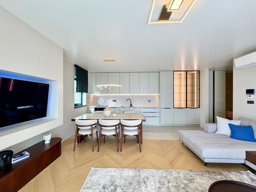 Luxury Apartment for sale in Rijeka, 700 000 €, Photo 2