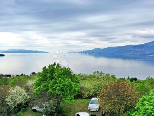 Luxury House for sale in Rijeka, 650 000 €, Photo 2
