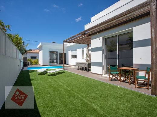 Maison de luxe à vendre à Seixal, 949 000 €, Photo 2