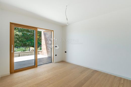 Luxury Apartment for sale in Rijeka, 580 000 €, Photo 6