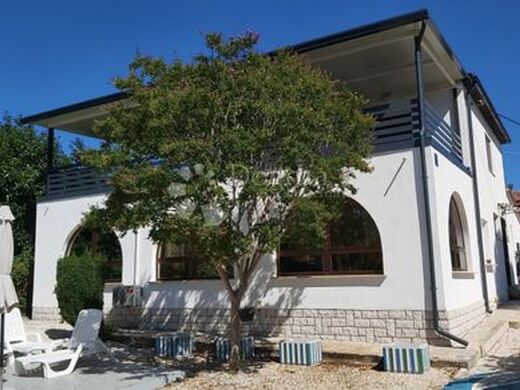 Maison de luxe à vendre à Porec, 750 000 €, Photo 1