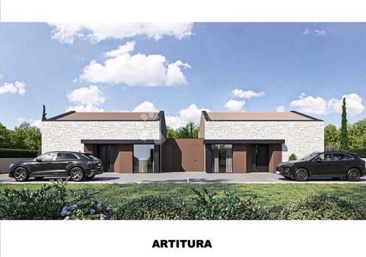 Luxury House for sale in Porec, 520 000 €, Photo 2