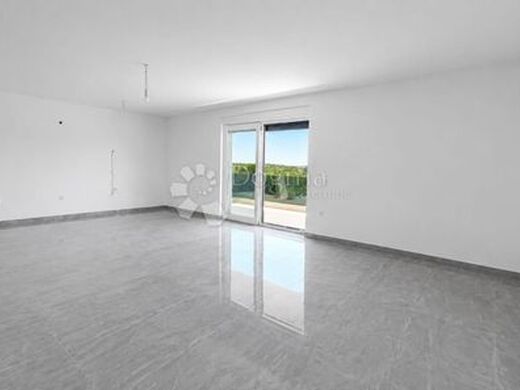 Appartement de luxe à vendre à Porec, 450 000 €, Photo 2