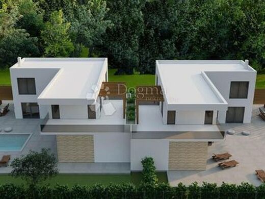 Maison de luxe à vendre à Porec, 660 000 €, Photo 2
