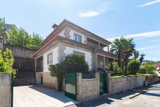Maison de luxe à vendre à Anreade, 430 000 €, Photo 2