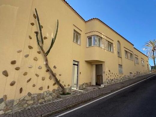 Luxury Apartment for sale in Bordighera, 780 000 €, Photo 2