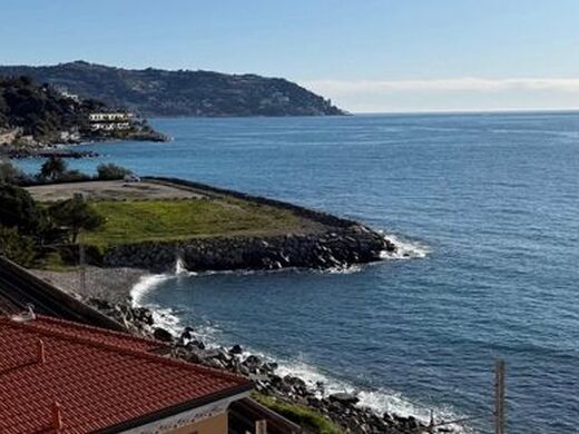 Luxury Apartment for sale in Bordighera, 540 000 €, Photo 2