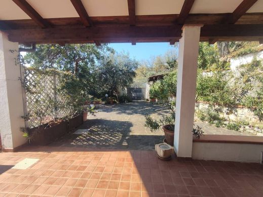 Maison de luxe à vendre à Formia, 750 000 €, Photo 3