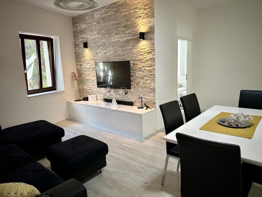 Appartement de luxe à vendre à Porec, 425 000 €, Photo 4