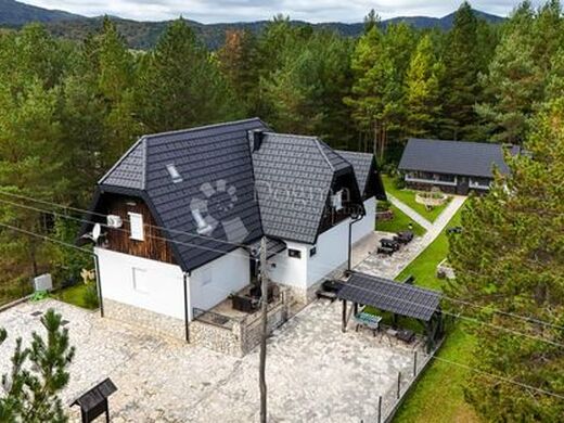 Luxury House for sale in Jezerce, 880 000 €, Photo 4