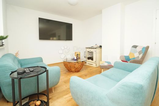 Maison de luxe à vendre à Porec, 450 000 €, Photo 5