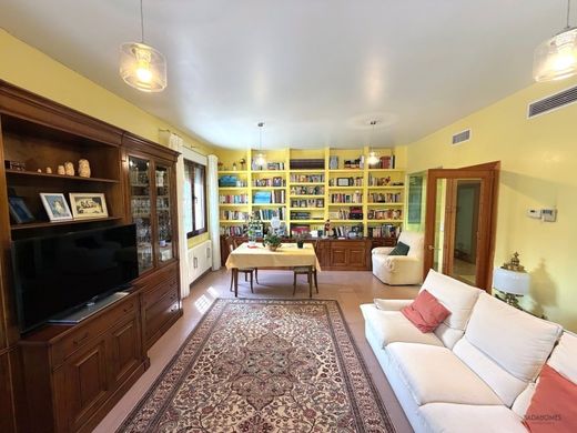 Maison de luxe à vendre à Badajoz, 638 000 €, Photo 6
