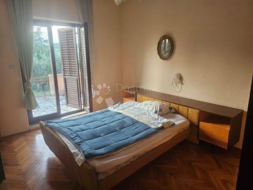 Maison de luxe à vendre à Porec, 450 000 €, Photo 6