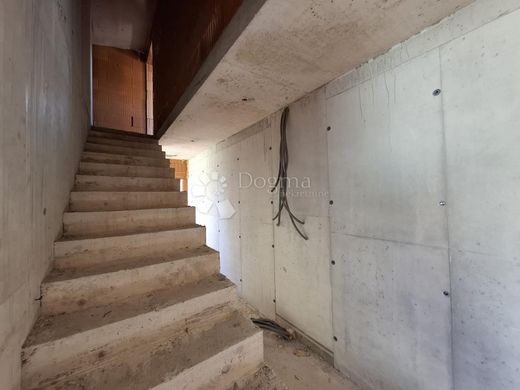 Maison de luxe à vendre à Porec, 1 650 000 €, Photo 7