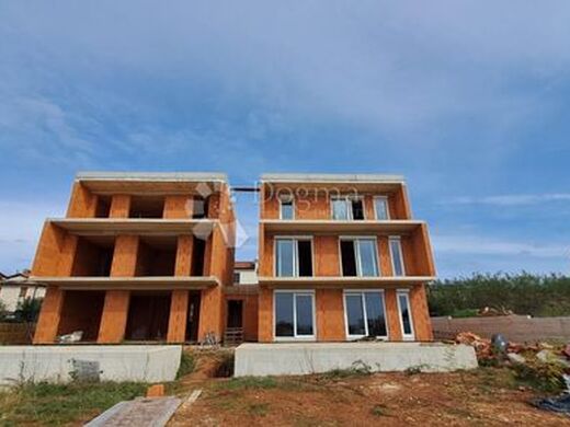 Maison de luxe à vendre à Porec, 611 000 €, Photo 7