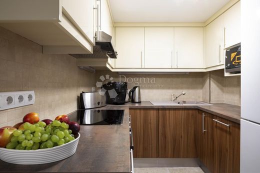 Maison de luxe à vendre à Pag, 425 000 €, Photo 7