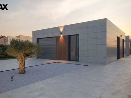 Maison de luxe à vendre à Badajoz, 690 000 €, Photo 2