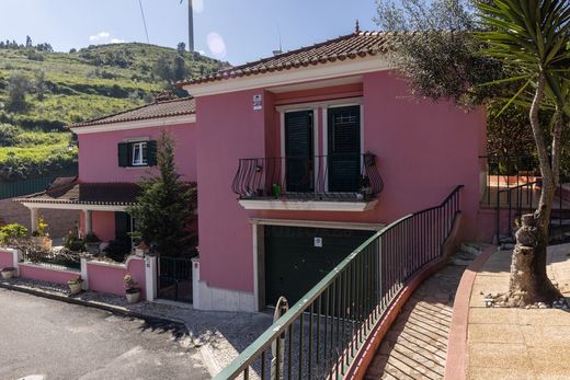 Maison de luxe à vendre à Loures, 750 000 €, Photo 2