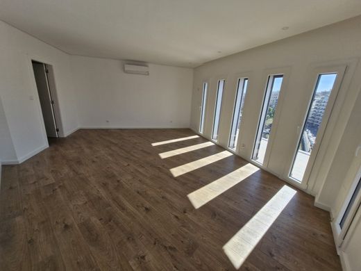 Luxury Apartment for sale in Odivelas, 900 000 €, Photo 2