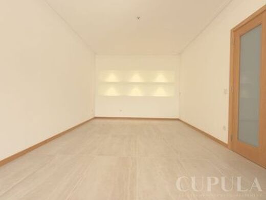 Luxury House for sale in Gondomar, 480 000 €, Photo 3