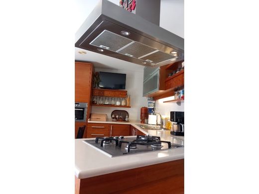 Luxury Apartment for sale in Odivelas, 585 000 €, Photo 3