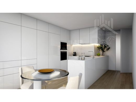 Appartement de luxe à vendre à Porto, 445 000 €, Photo 5
