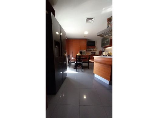 Luxury Apartment for sale in Odivelas, 585 000 €, Photo 5