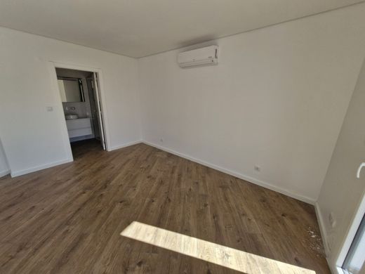 Luxury Apartment for sale in Odivelas, 900 000 €, Photo 5