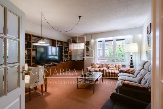 Appartement de luxe à vendre à Bilbao, 750 000 €, Photo 2