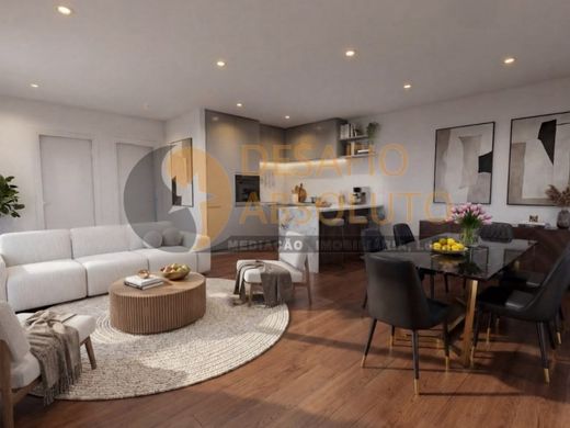 Maison de luxe à vendre à Seixal, 415 000 €, Photo 2