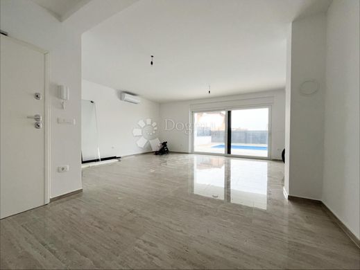 Appartement de luxe à vendre à Novigrad, 515 000 €, Photo 4