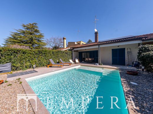 Luxury House for sale in Rome, 579 000 €, Photo 4