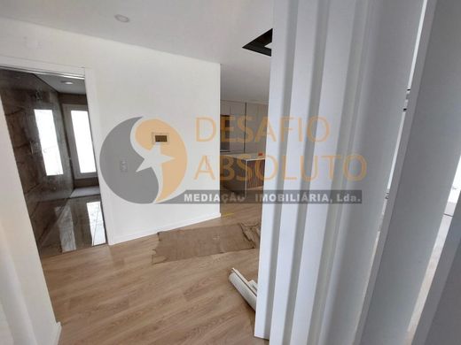 Luxury House for sale in Seixal, 550 000 €, Photo 4