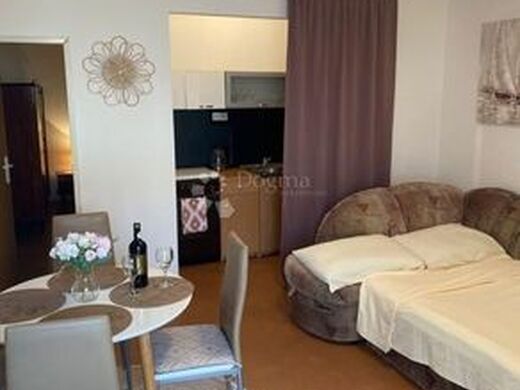 Maison de luxe à vendre à Marina, 450 000 €, Photo 6