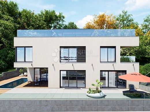 Luxury House for sale in Kršan, 0 €, Photo 1