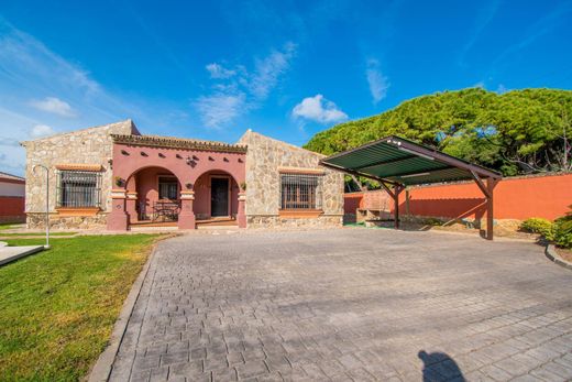 Luxury House for sale in Chiclana de La Frontera, 460 000 €, Photo 2