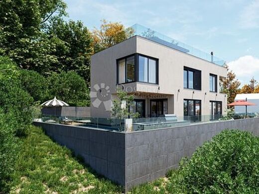 Luxury House for sale in Kršan, 0 €, Photo 2