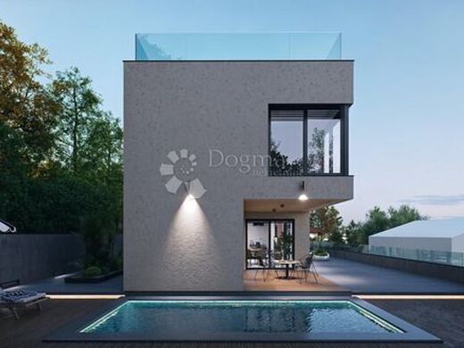 Luxury House for sale in Kršan, 0 €, Photo 5