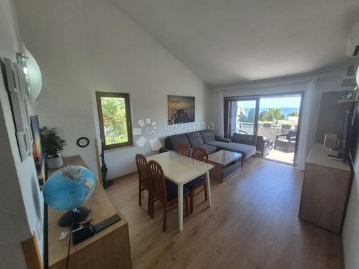 Luxury Apartment for sale in Krk, 412 000 €, Photo 6
