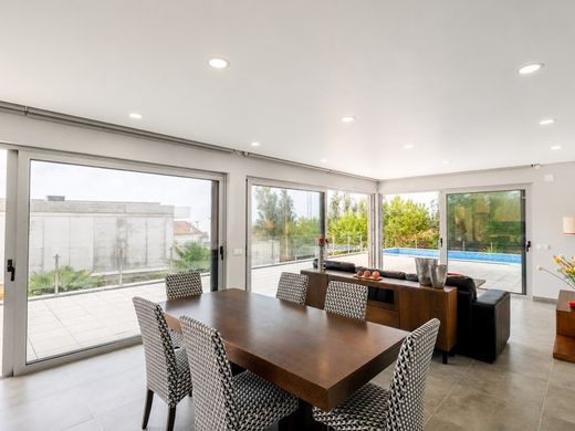 Maison de luxe à vendre à Alcobaça, 550 000 €, Photo 7