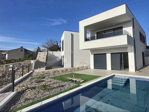 Maison de luxe à vendre à Krk, 600 000 €, Photo 1