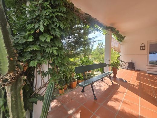 Maison de luxe à vendre à Portalegre, 400 000 €, Photo 1
